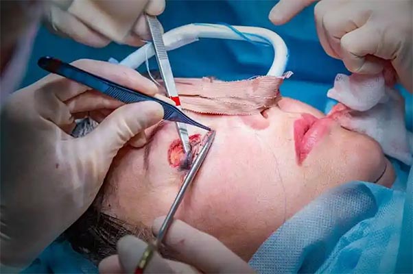 Стандарт оснащения кабинета и отделения пластической хирургии