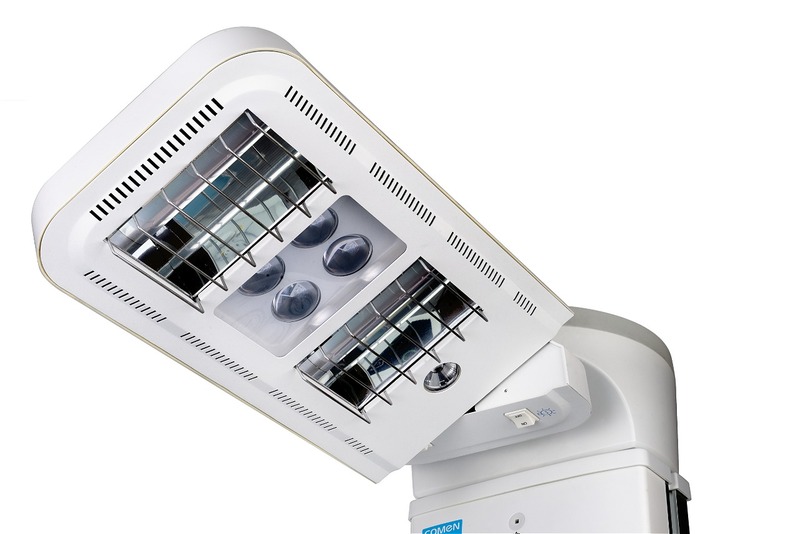 Неонатальный реанимационный стол Comen BQ80 оснащен инфракрасным обогревателем, работающим в режимах: Температура кожи/автоматический режим, Ручной режим, Предварительный нагрев