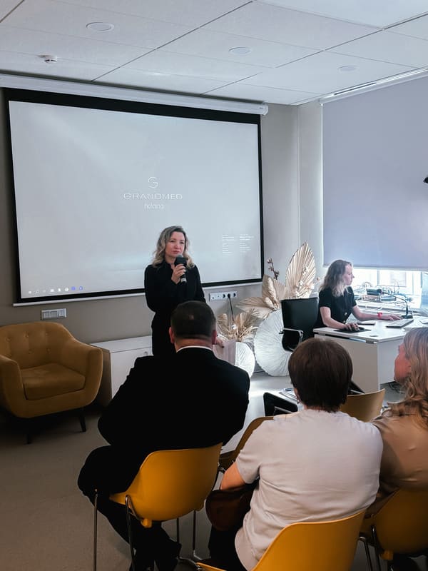 16 апреля 2026 года в образовательном центре ГрандМед прошел научно-практический семинар для врачей и руководителей клиник Эффективное управление медицинской организацией в эпоху цифровизации.