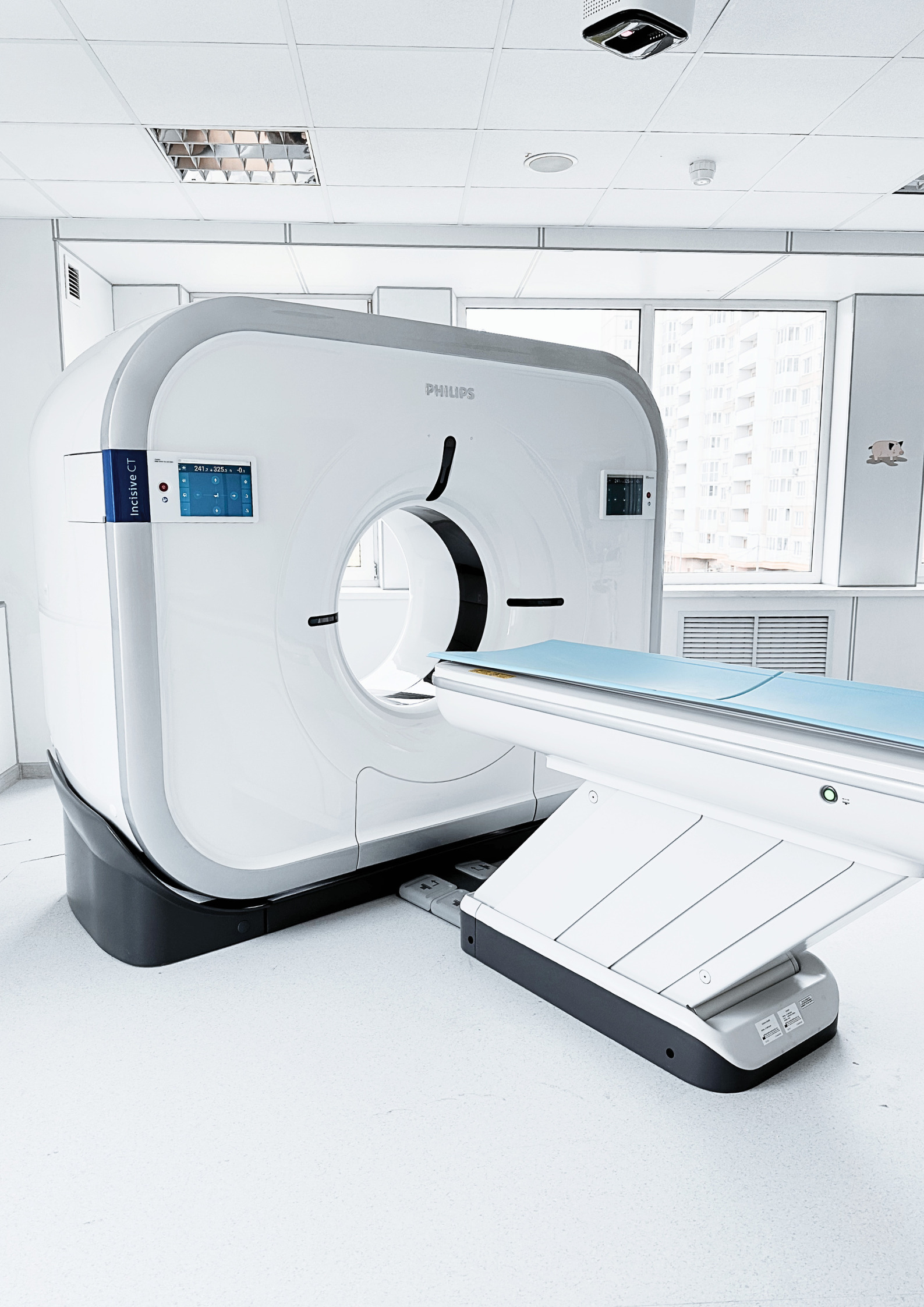 Специалисты Тиара-Медикал провели монтаж, проверку и пусконаладку КТ Philips Incisive CT в СПб ГБУЗ КДЦД