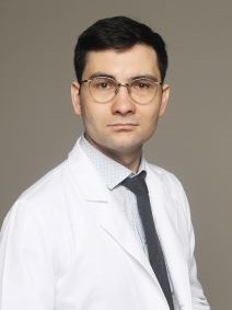 Специалист медицины Хамзин Ильдар Закирович